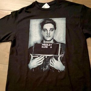 Rare Elvis vintage Tshirt size M obtained at the Movie primer New Elvis Movie.